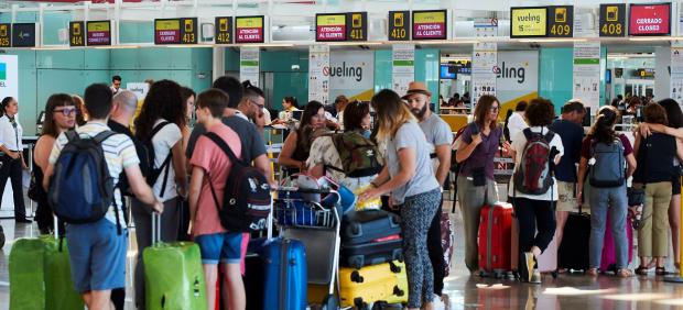 Jornada de huelga de trabajadores de Iberia en El Prat