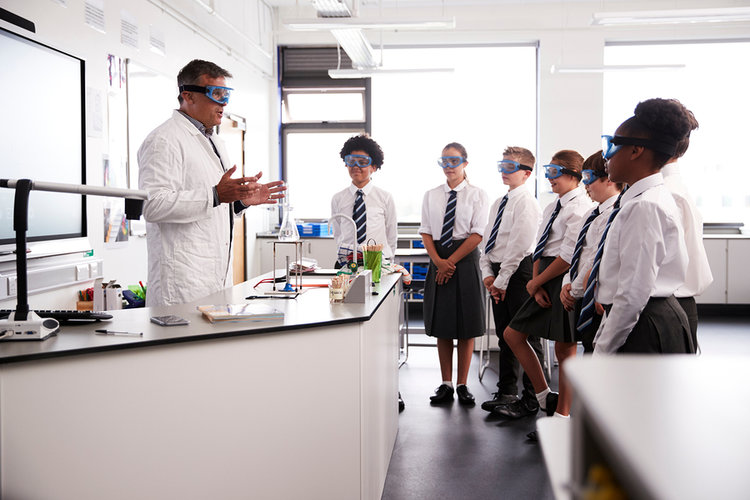 TEC -Sobre ciencia y cómo se está enseñando mal en las escuelas