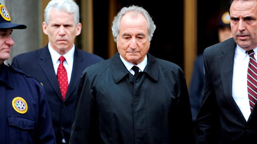 Muere Bernie Madoff, el millonario que estafó a los millonarios y destruyó su propia familia