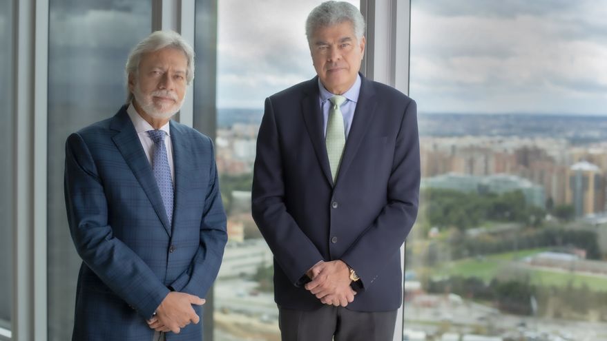 Los Amodio se retiran de la puja por Abengoa