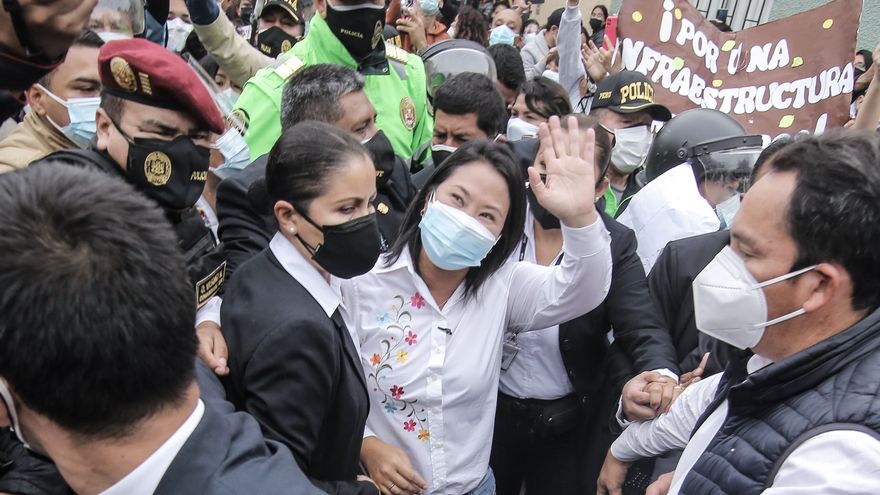 Keiko Fujimori lidera el recuento oficial en las elecciones peruanas a falta de contar los votos de las zonas rurales