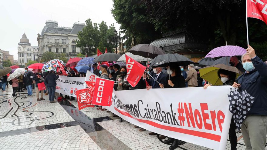 Los despidos dejan a España como el país de Europa con menos trabajadores por cada sucursal bancaria