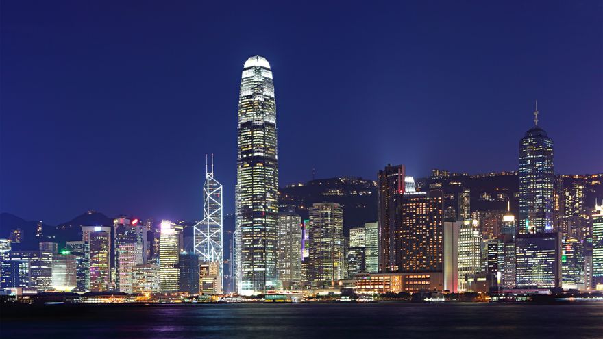 Facebook, Twitter y Google amenazan con dejar Hong Kong ante posibles 