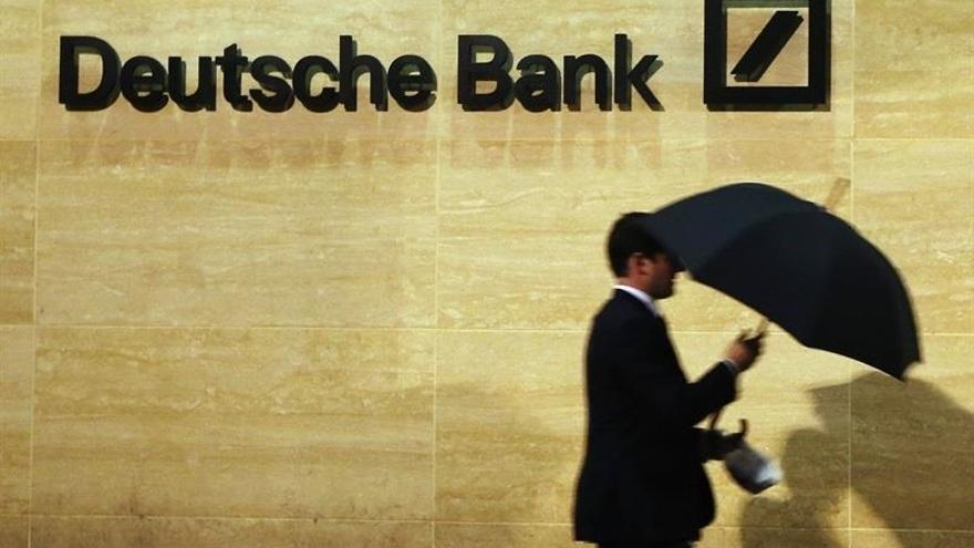 Por qué se ha desplomado Deutsche Bank: la mezcla de un 