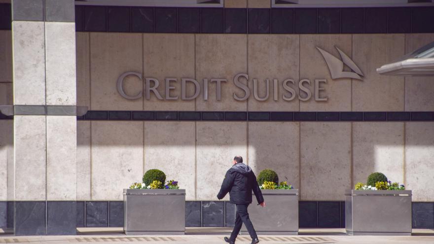 Credit Suisse gana tiempo con el respaldo de las autoridades suizas, pero la crisis sigue abierta