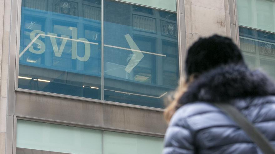 Una relajación en la regulación facilitó la caída del Silicon Valley Bank