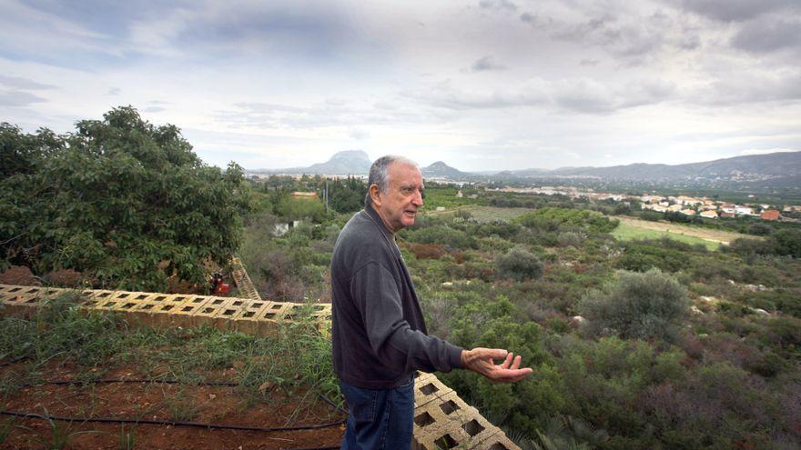 Rafael Chirbes y la libertad del que debe lo justo