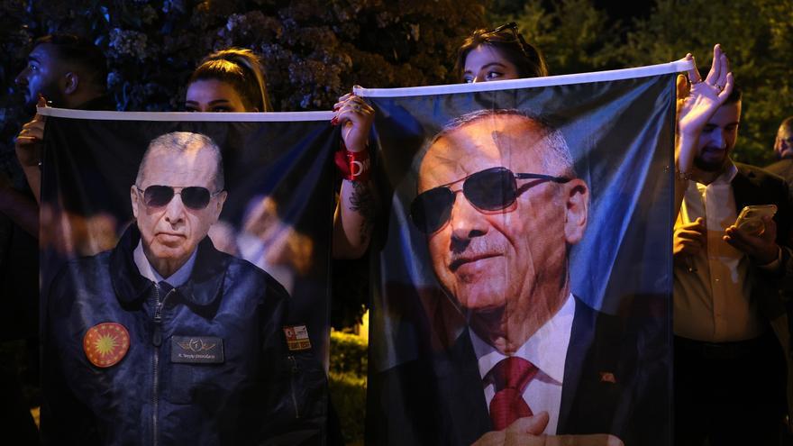 La intrahistoria de la retención y expulsión de tres diputados españoles durante la noche electoral en Turquía