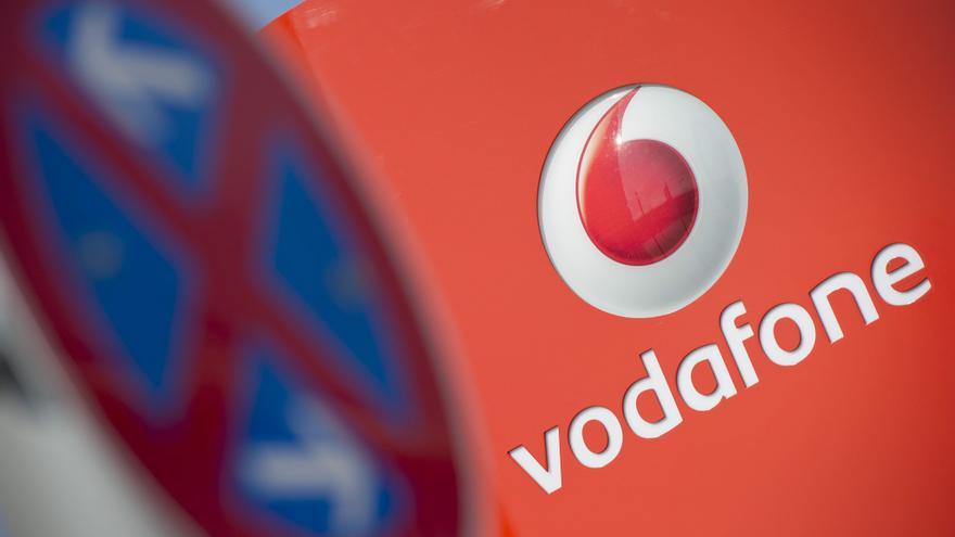 Vodafone pone en “revisión estratégica” a su filial española y plantea recortar 11.000 empleos en todo el mundo en tres años