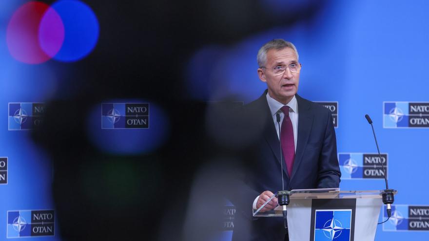 La OTAN extiende un año el mandato de Stoltenberg como secretario general
