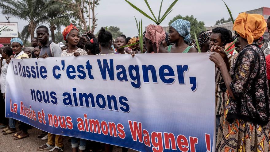 El grupo Wagner en África: atrocidades, apoyo a dictadores y explotación de recursos naturales