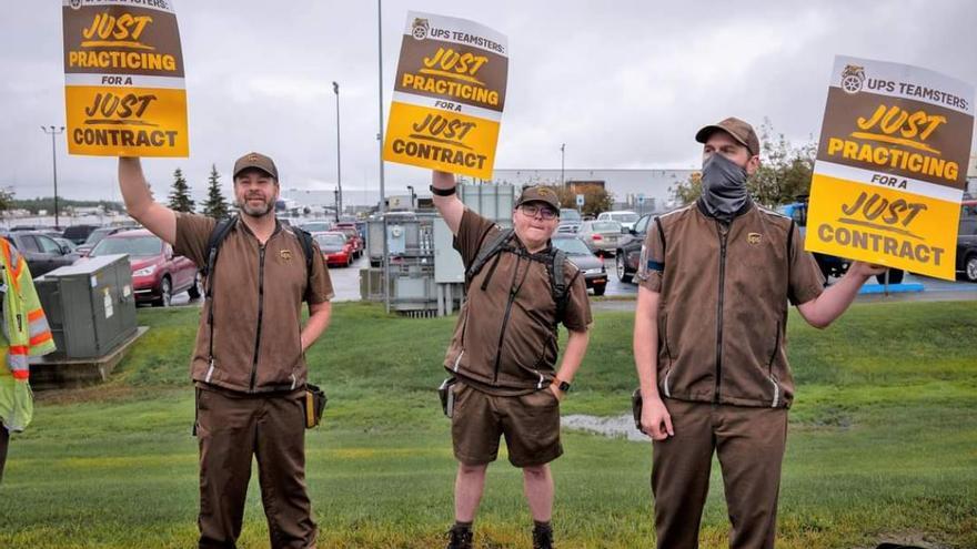 El sindicato de camioneros de UPS amenaza con una de las mayores huelgas de la historia de EEUU