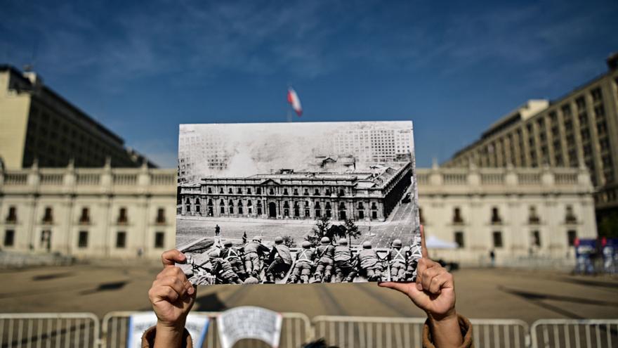Chile recuerda los 50 años del golpe que detonó el terror pinochetista bajo el acecho de la ultraderecha