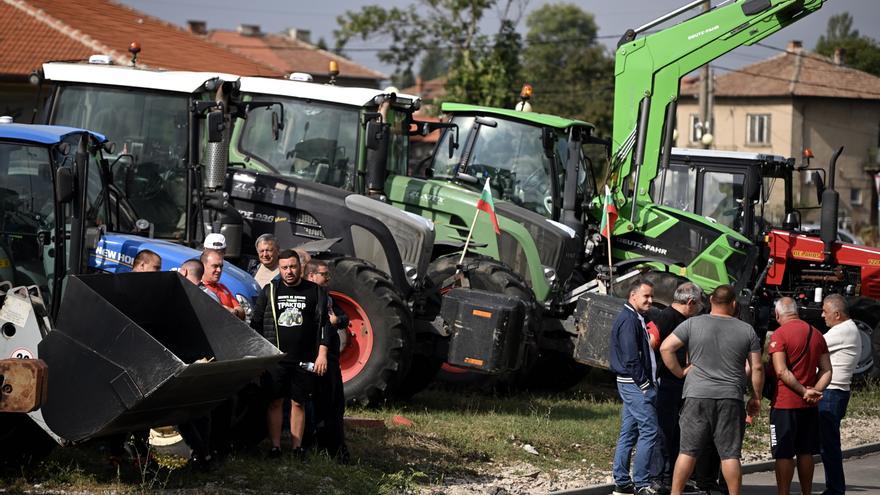 Bulgaria, bloqueada por protestas de agricultores contra el fin del veto a la entrada de grano ucraniano
