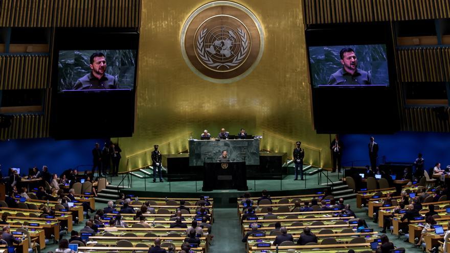 Zelenski pide apoyo en la ONU para lograr la paz con las condiciones ucranianas: 