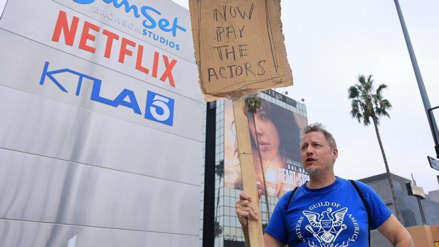 Los guionistas de Hollywood desconvocan la huelga tras el acuerdo con los estudios