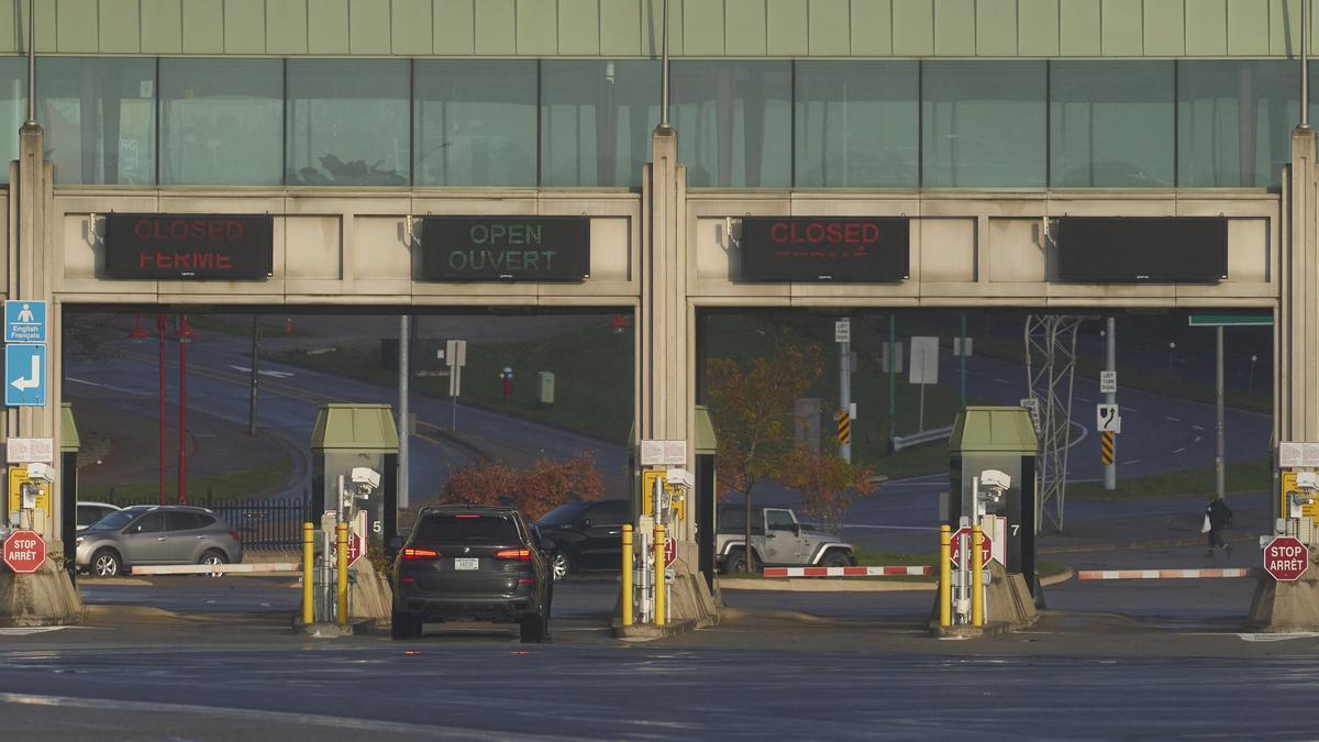 Cerrado el puente del Niágara que conecta EEUU y Canadá tras la explosión de un vehículo en un puesto fronterizo