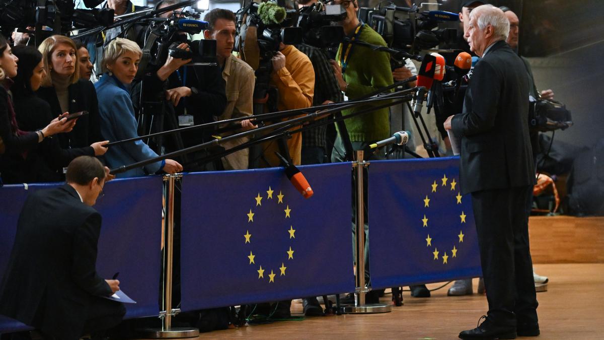 Borrell planteará a la UE sanciones a los 