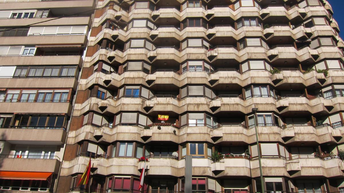 La compraventa de viviendas amplía su caída en noviembre un 15,1% y encadena 10 meses de descenso
