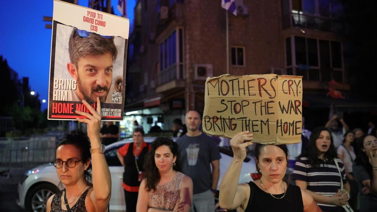 España, EEUU y otros 16 países exigen en un comunicado la liberación de los rehenes israelíes en Gaza