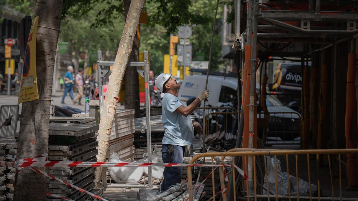 El empleo bate un nuevo récord histórico con más de 21 millones de afiliados en abril