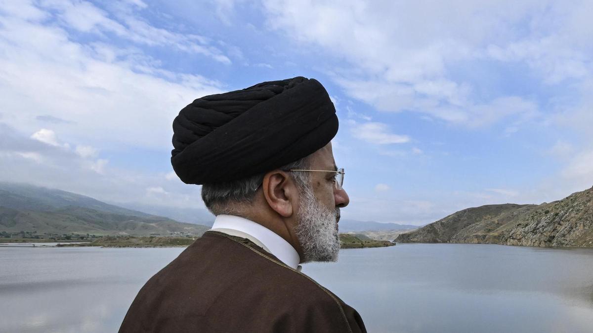 Irán: muere un presidente, se mantiene el rumbo
