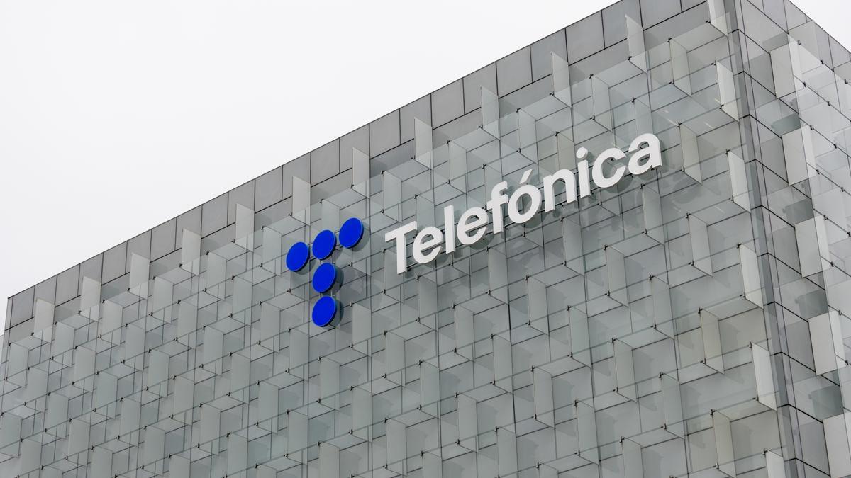 La SEPI alcanza el 10% de Telefónica tras invertir 2.284 millones y cumple el objetivo del Gobierno