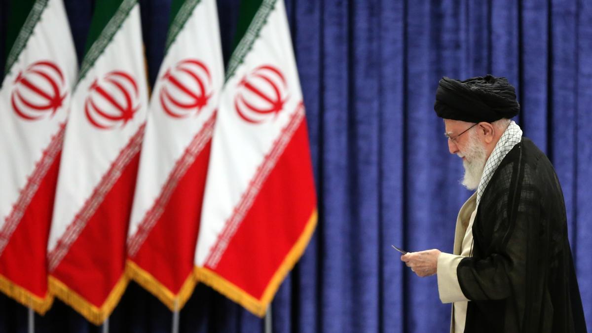El líder supremo de Irán advierte a Israel de que 