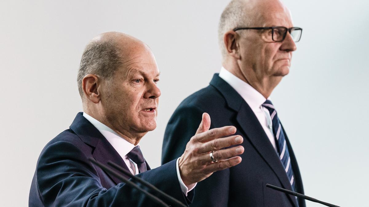 Los socialdemócratas alemanes frenan el ascenso ultra y ganan por la mínima las elecciones de Brandeburgo, según las primeras estimaciones