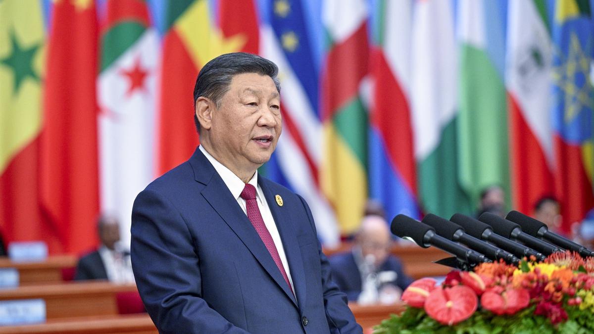 China busca afianzar su papel en África con inversiones en energías renovables y un relato anticolonial