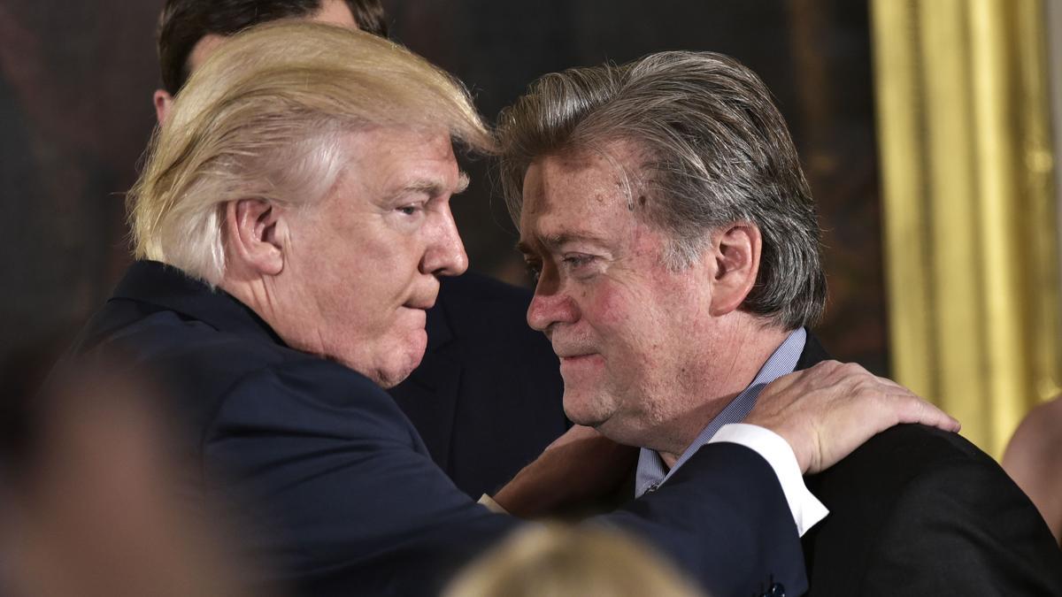 Steve Bannon saldrá de prisión la próxima semana: el exasesor de Trump estará en la calle a una semana de las elecciones en EEUU