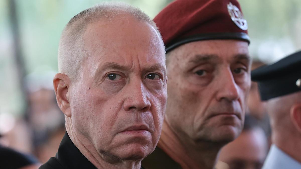 Netanyahu destituye a su ministro de Defensa por discrepancias sobre la guerra de Gaza