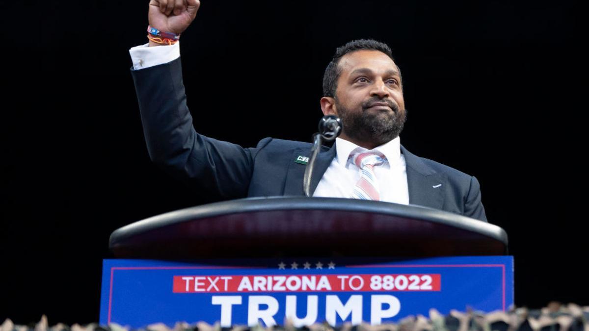 Kash Patel, elegido por Trump para dirigir el FBI: un conspiracionista que defiende el indulto para los asaltantes del Capitolio