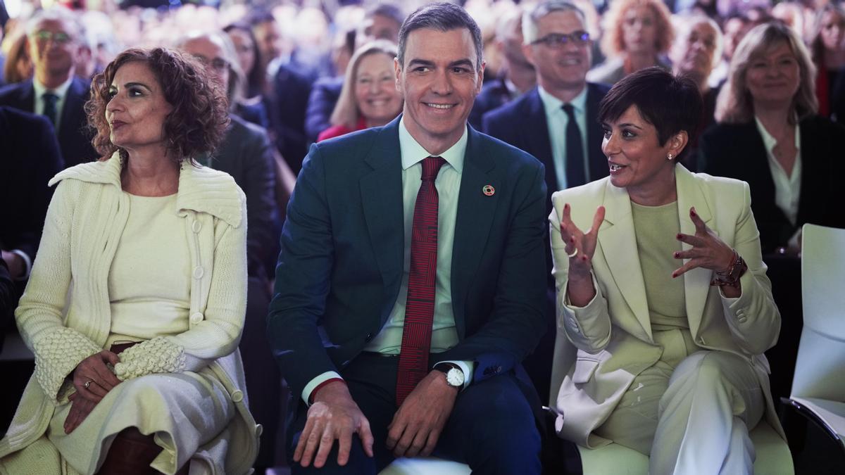 El Gobierno fía al Congreso su plan para saltarse el bloqueo de las autonomías del PP a la ley de vivienda