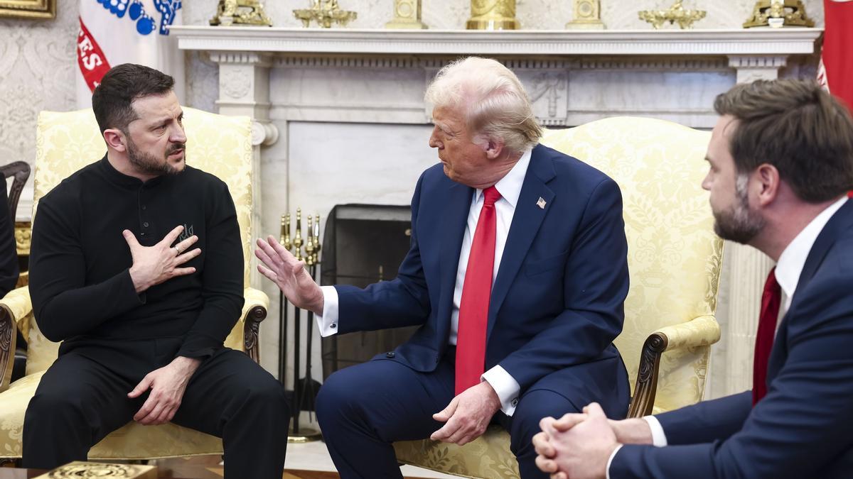 La Casa Blanca confirma que Trump está reconsiderando la suspensión de la ayuda a Kiev y el acuerdo de las tierras raras