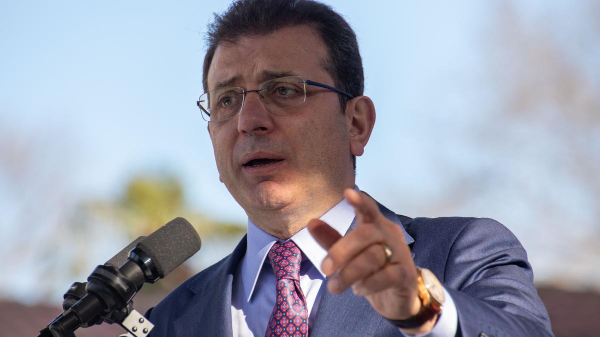 Detenido el alcalde de Estambul y rival de Erdogan por 