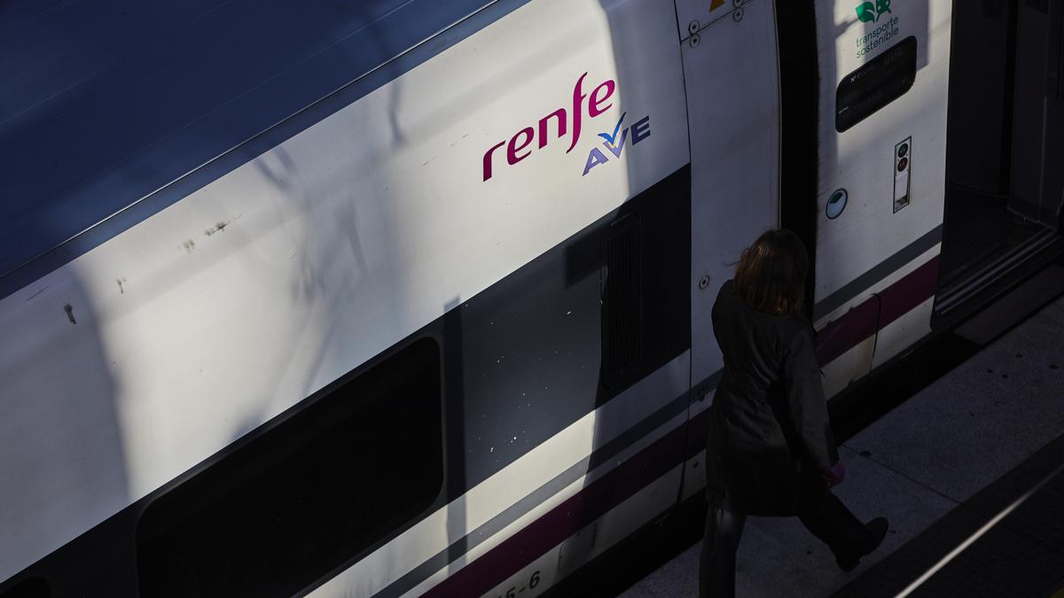 Huelga de Renfe hoy: horarios, trenes y trayectos afectados y servicios mínimos