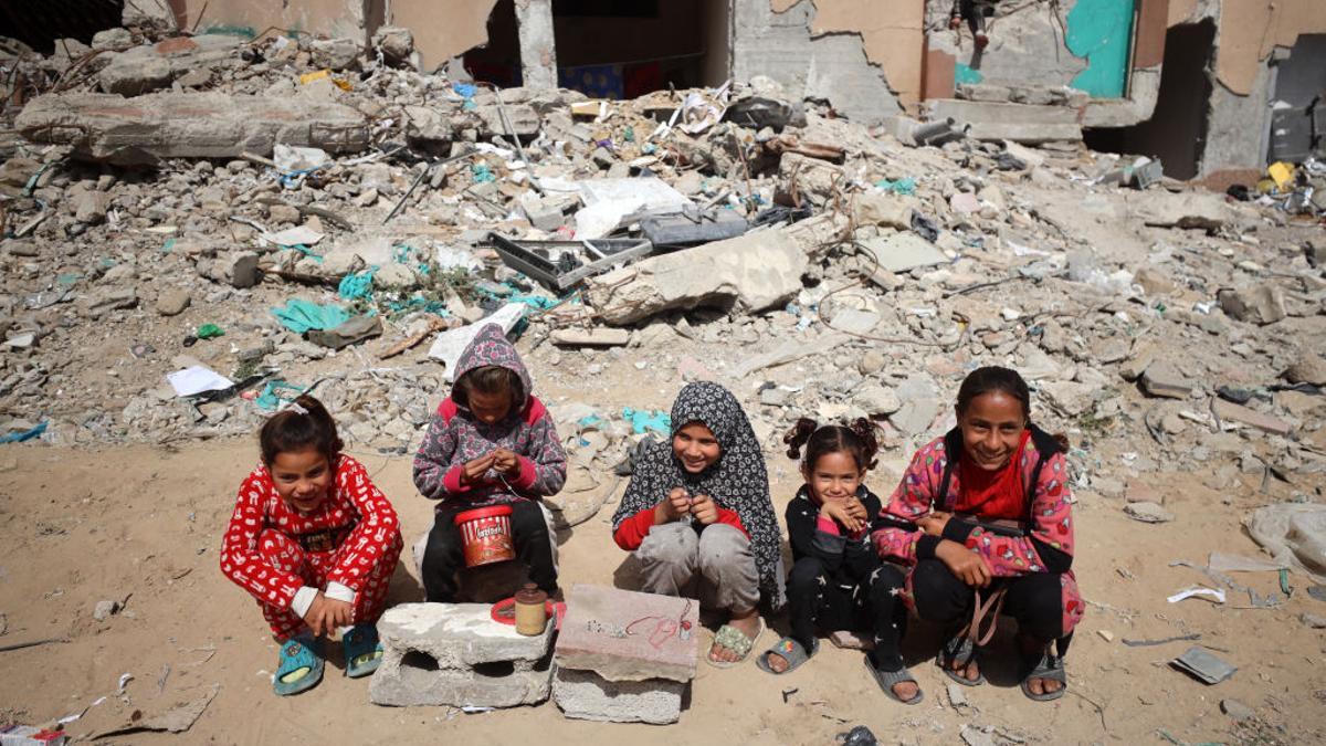 Gaza, bajo las bombas y sin suministros básicos: 