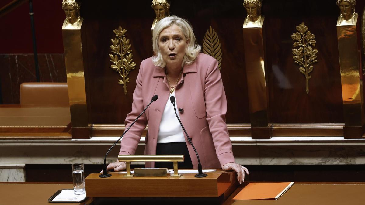 Marine Le Pen, líder de la extrema derecha en Francia, condenada por malversación de fondos públicos
