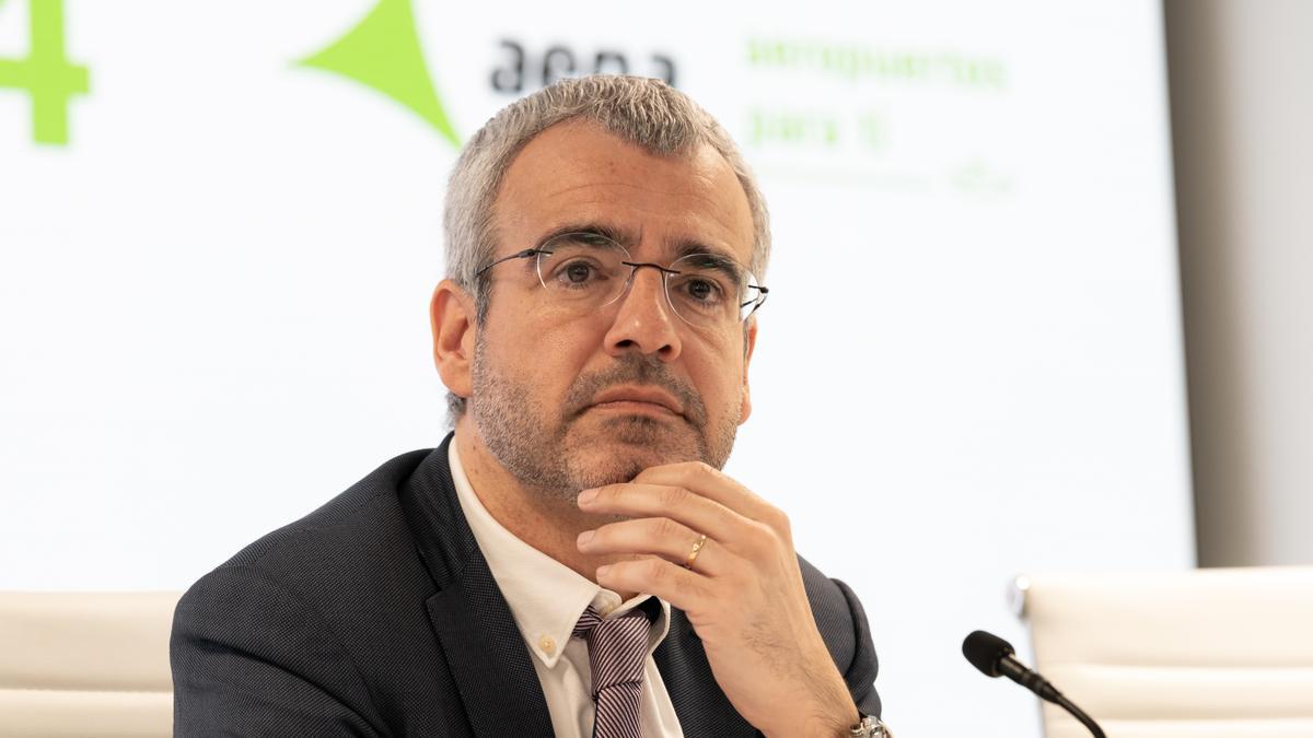 El presidente de Aena critica a Ryanair por eliminar vuelos: 