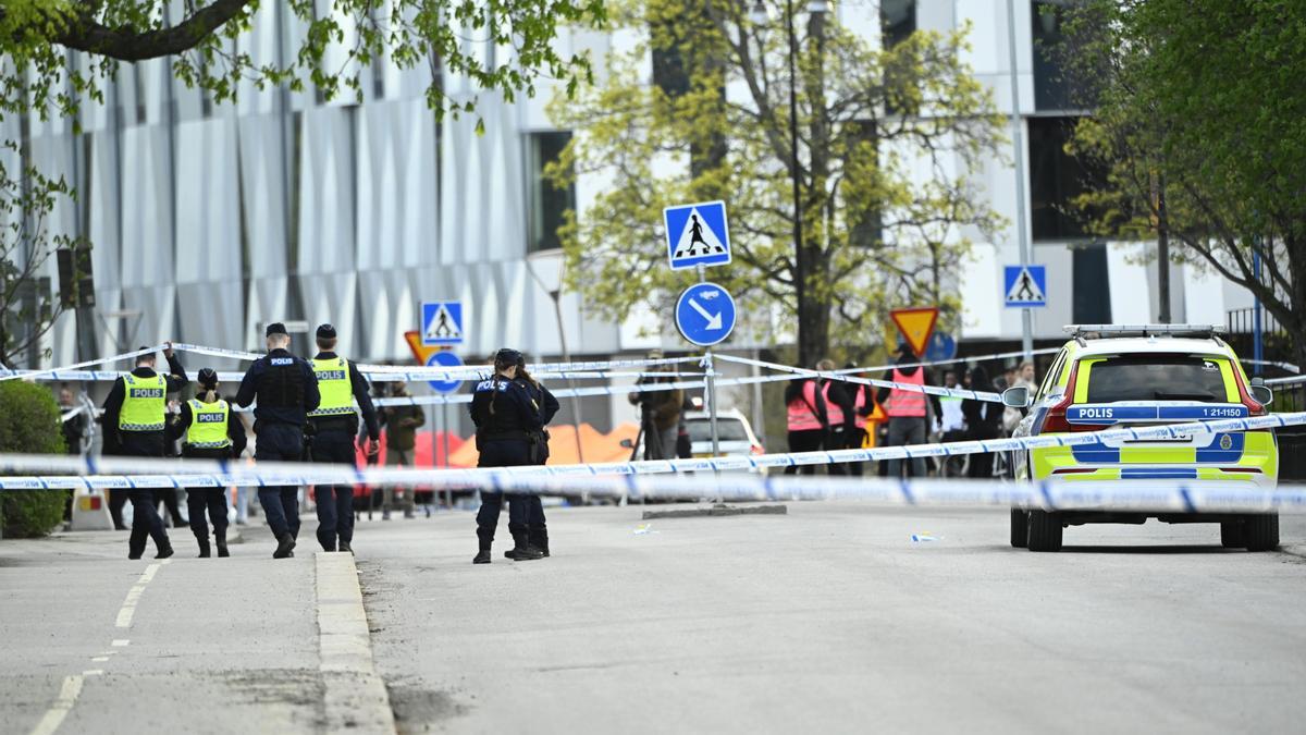 La policía sueca detiene a un sospechoso del tiroteo con tres muertos en Uppsala