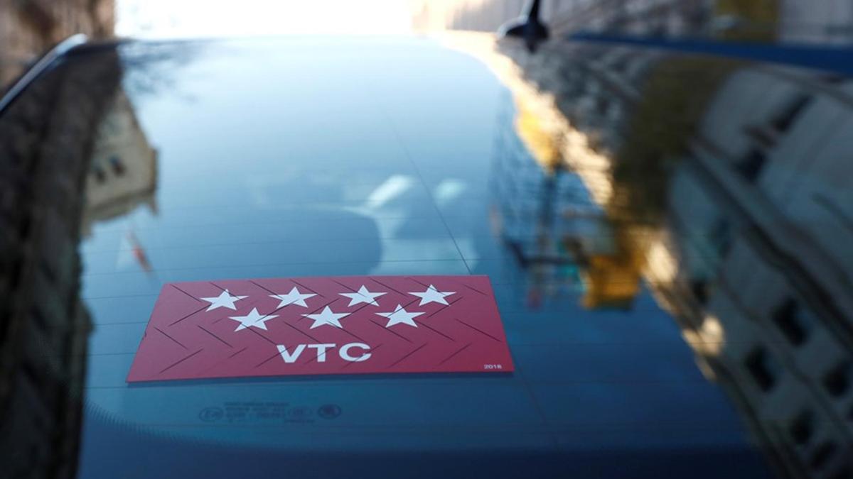 Consumo abre una investigación a las empresas como Uber y Cabify por sus subidas de precios tras el apagón