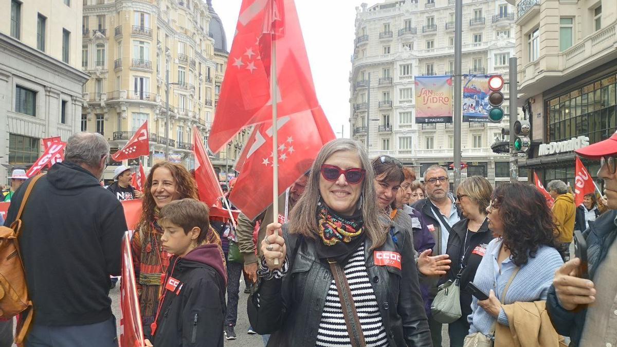 Nieves, una trabajadora social en la manifestación del Primero de Mayo: "La jornada laboral debería ser menor".