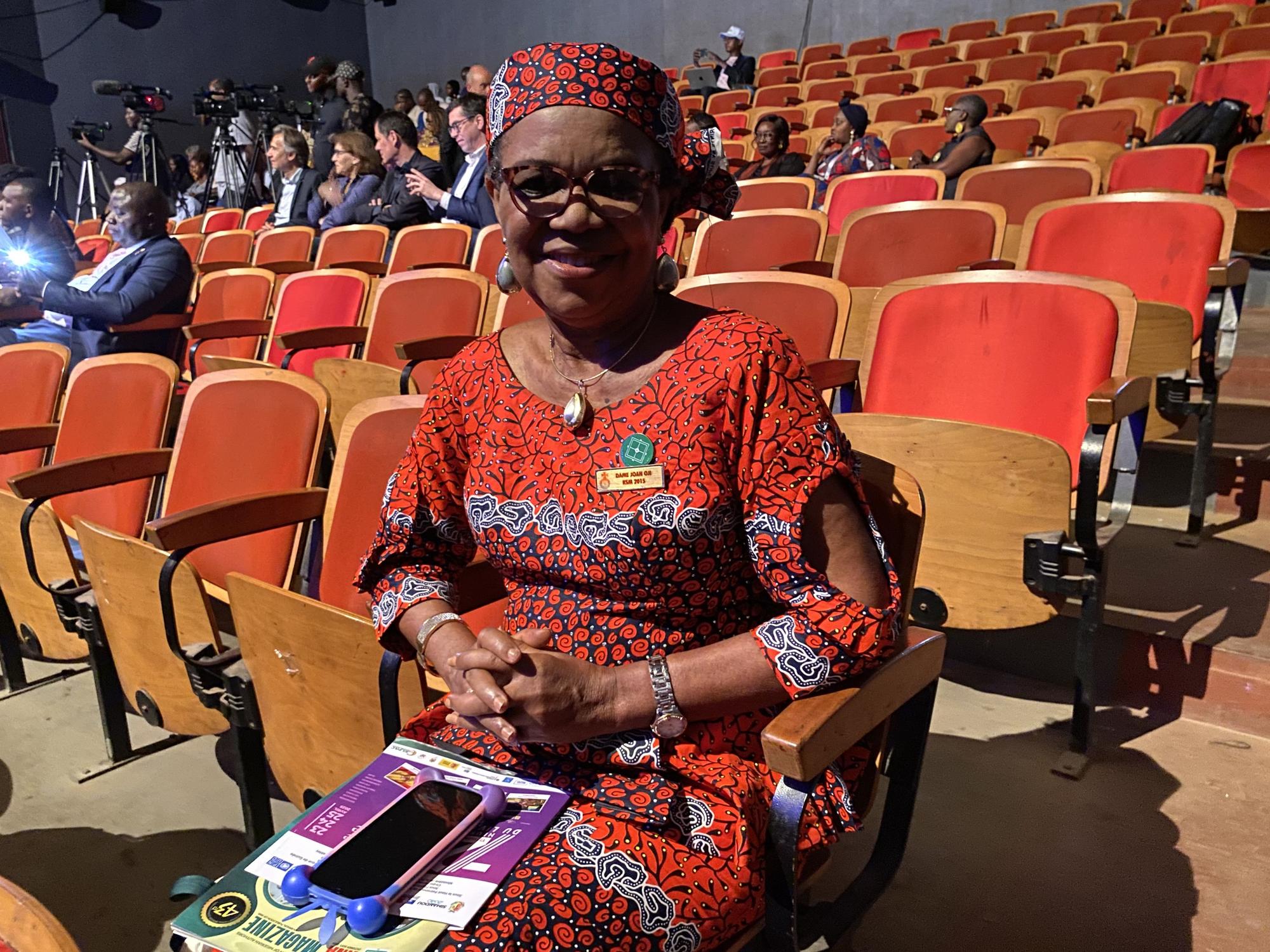 Dame Joan Oji, Secretaria General de la Asociación de Autores Nigerianos y escritora.